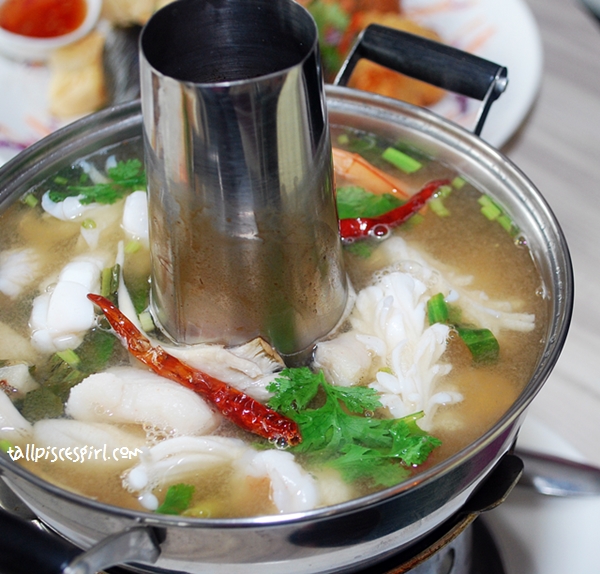 Spicy Clear Tomyam Soup with Seafood and Thai Herbs (RM 12.90)