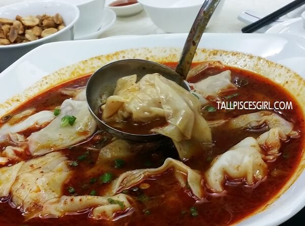 Si Chuan Dou Hua - Minced Chicken Dumpling in Chilli Oil