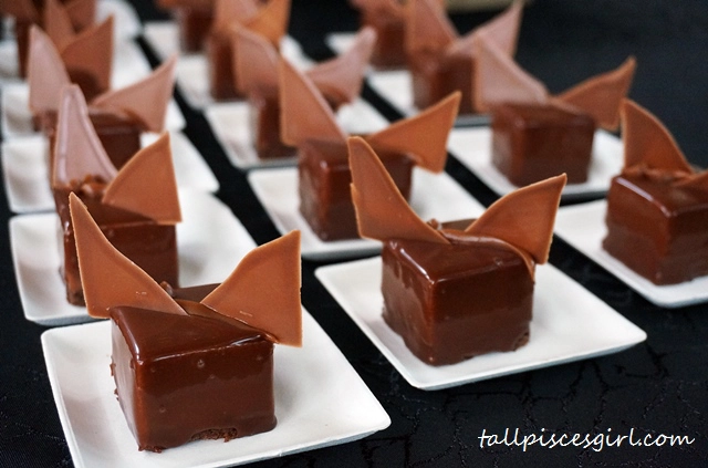 Valrhona - Emotion Entremet Valrhona - Emotion Entremet
