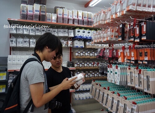 The place where guys turned to shopaholics too!