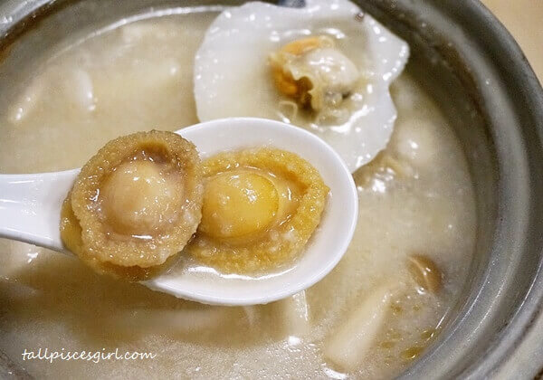 Abalone Scallop Porridge (Price: RM 28.90)