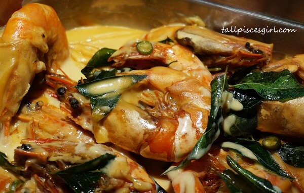 Buttered Tiger Prawn with Curry Leaf and Bird's Eye Chilli