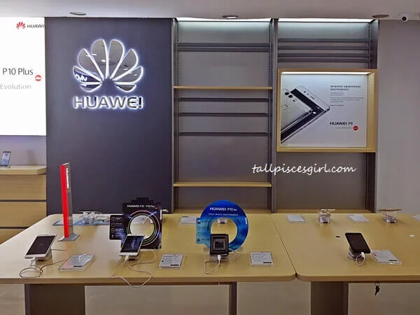 IMG 20170829 134818 | First Mi Zone in Malaysia Opens at Mobile2Go, SS2 Petaling Jaya! Huawei section @ Mobile2Go PJ