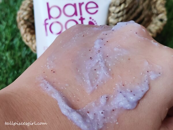 Texture of Freeman Bare Foot Exfoliating Foot Scrub