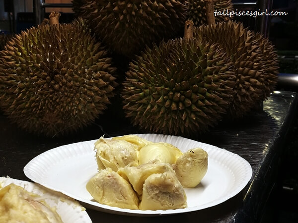 Unlimited Servings of Durian at Selera Serantau Ramadan Buffet Dinner, Impiana KLCC