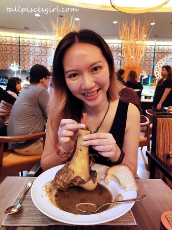 tallpiscesgirl X Gigantic Sup Gearbox Bone | Selera Serantau Ramadan Buffet Dinner @ Impiana KLCC tallpiscesgirl X Gigantic Sup Gearbox Bone