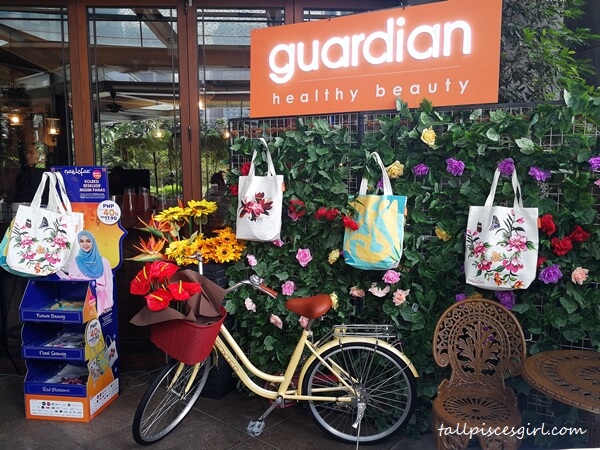 IMG 20190502 112747 | Naelofar X Guardian Exclusive Summer Collection Tote Bags Naelofar X Guardian Exclusive Summer Collection Tote Bags