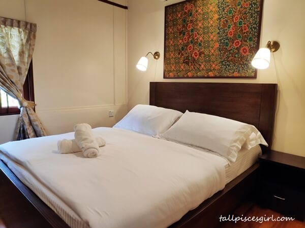 Villa Alor Bedroom | Experience Kampung Life at Rimba Alor Orchard Villas Melaka Villa Alor - Bedroom