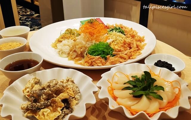 Zuan Yuan Chinese New Year Set 2020 - Yee Sang with Alaskan Scallop, Crispy Fish Skin, Black Truffle Paste and Crystal Pear