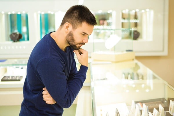 Think of Budget | Avoid These Common Mistakes When Buying Your Pieces of Jewelry Think of Budget
