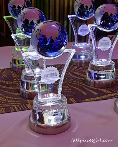 Superbrands Award Trophy for 2022 | Superbrands Malaysia 2022 Awards Presented to Key Global MNCs and Top Local Companies Superbrands Award Trophy for 2022