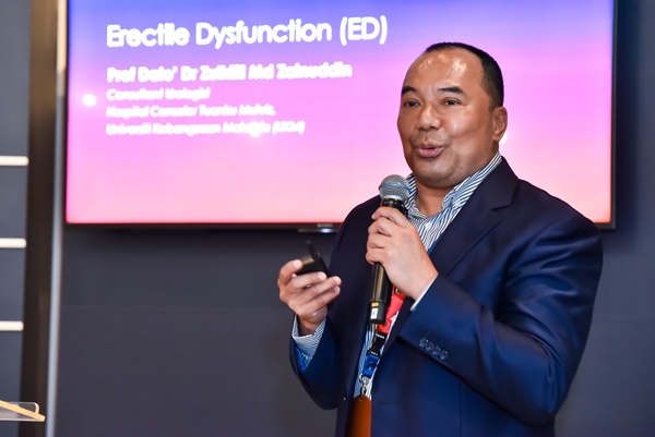 Prof Dato’ Dr Zulkifli Md Zainuddin, Consultant Urologist, Hospital Canselor Tuanku Muhriz, Universiti Kebangsaan Malaysia (UKM) speaking on the prevalence of Erectile Dysfunction in Malaysia