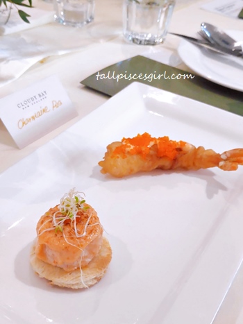Started our meal at Park 28 with Duo of Canape – Salmon Roll Gratin with Ikura & River Scampi Crispy