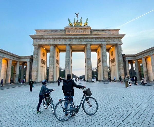 Brandenburg Gate | 5 Must-Visit Places in Germany Brandenburg Gate
