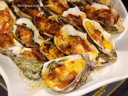 Baked Oyster | Hilton Petaling Jaya Christmas Buffet 2023 and Hilton Holidays Offerings Baked Oyster