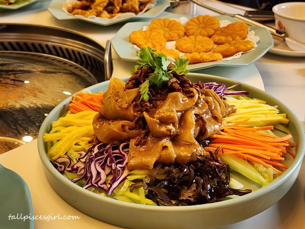 Dong Bei Style Yee Sang | Megah Rise Mall @ PJ Chinese Restaurant Recommendations for CNY Dong Bei Style Yee Sang