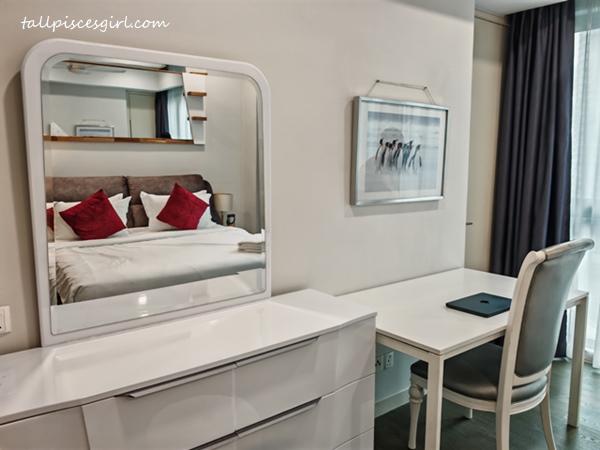 Vanity and study area | Why The OOAK Suites by Bamboo Hospitality in Mont Kiara Is Perfect for Your Next Kuala Lumpur Staycation Vanity and study area